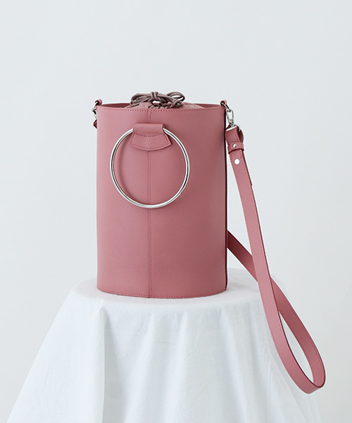 UNITED TOKYO（ユナイテッドトウキョウ）の「バケツリングバッグ（ショルダーバッグ・レディース・レッド/ブラック/サックスブルー/ピンク・FREE）」の17枚目の写真
