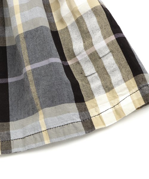 BREEZE（ブリーズ）の「袖フリルチェックワンピース（ワンピース・キッズ・ピンク/チャコール/イエロー・140/95/110/90/130/80/120/100）」の8枚目の写真