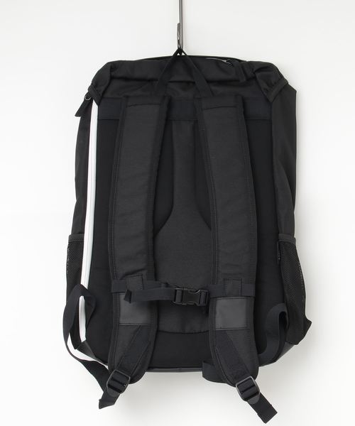 NIXON(ニクソン)の「LANDLOCK III BACKPACK(バックパック/リュック・メンズ・ネイビー/ブラック系その他/ブラック/ブラック系その他2/レッド/ブラック系その他3/ブラック×ホワイト/カモフラージュ/ブラック系その他4・FREE)」の19枚目の写真