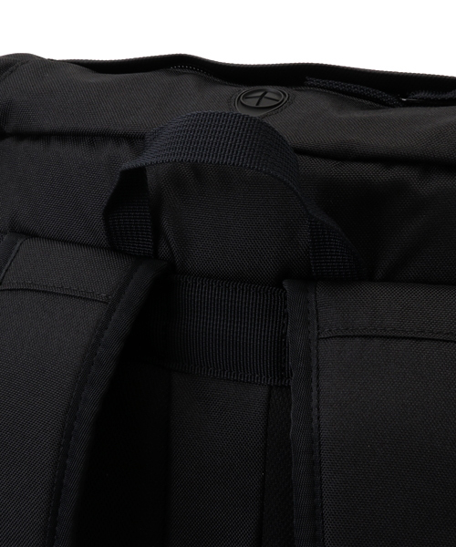 NIXON(ニクソン)の「LANDLOCK III BACKPACK(バックパック/リュック・メンズ・ネイビー/ブラック系その他/ブラック/ブラック系その他2/レッド/ブラック系その他3/ブラック×ホワイト/カモフラージュ/ブラック系その他4・FREE)」の18枚目の写真