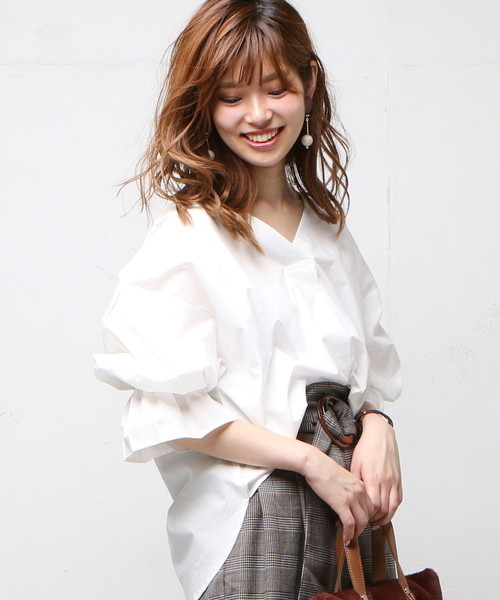 natural couture（ナチュラルクチュール）の「PPキャンディスリーブBL（シャツ/ブラウス・レディース・ベージュ/アイボリー/ブラック/カーキ/ブラウン・FREE）」の6枚目の写真