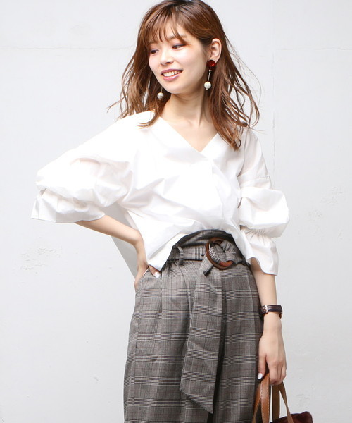 natural couture（ナチュラルクチュール）の「PPキャンディスリーブBL（シャツ/ブラウス・レディース・ベージュ/アイボリー/ブラック/カーキ/ブラウン・FREE）」の7枚目の写真