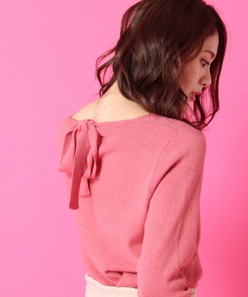 Andemiu（アンデミュウ）の「Ｂ／リボンニットプルオーバー772005（ニット/セーター・レディース・ピンク/ベビーピンク/ブルー/ブラック/ライトグレー・FREE）」の4枚目の写真