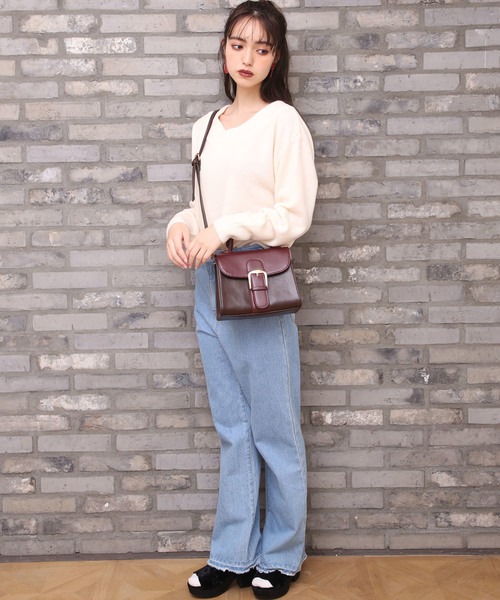 one after another NICE CLAUP(ワンアフターアナザーナイスクラップ)の「Vあきゆるっとシンプルニット(ニット/セーター・レディース・ブラック/ピンク/アイボリー/ラベンダー/レッド系その他・FREE)」の13枚目の写真