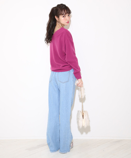 one after another NICE CLAUP(ワンアフターアナザーナイスクラップ)の「Vあきゆるっとシンプルニット(ニット/セーター・レディース・ブラック/ピンク/アイボリー/ラベンダー/レッド系その他・FREE)」の10枚目の写真