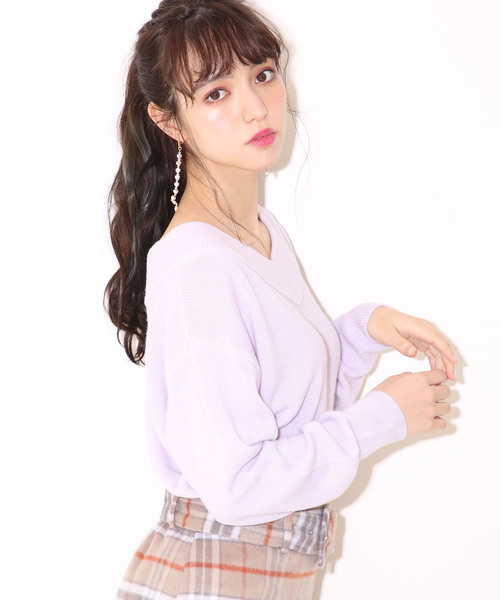 one after another NICE CLAUP(ワンアフターアナザーナイスクラップ)の「Vあきゆるっとシンプルニット(ニット/セーター・レディース・ブラック/ピンク/アイボリー/ラベンダー/レッド系その他・FREE)」の9枚目の写真