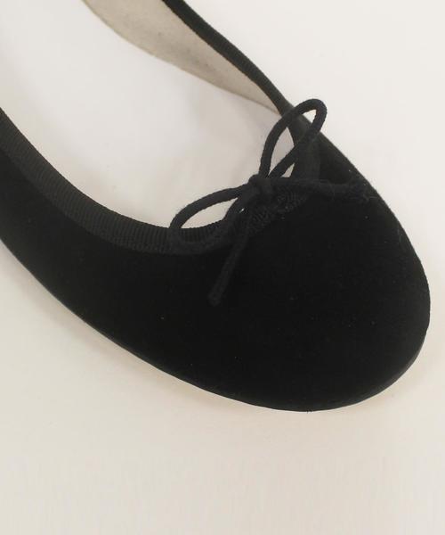 Repetto(レペット)の「Repetto スエードパンプス(ブラック)(パンプス・レディース・ブラック・38/37)」の6枚目の写真