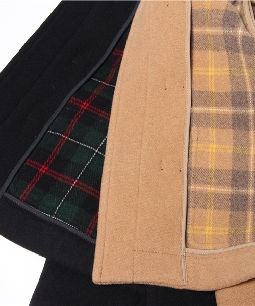 Another Edition（アナザーエディション）の「AE[A]Wフェイス MLT DFL CT（ダッフルコート・レディース・ベージュ/レッド/ネイビー・SMALL/MEDIUM）」の13枚目の写真