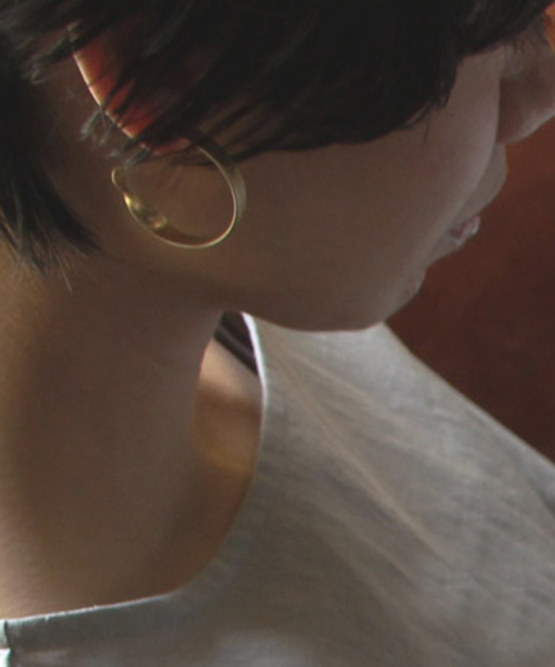 contra bo nepre(コントラ ボ ネプレ )の「APICAL pierce thin twist / アピカルピアスシンツイスト(ピアス(両耳用)・レディース・ゴールド・FREE)」の5枚目の写真