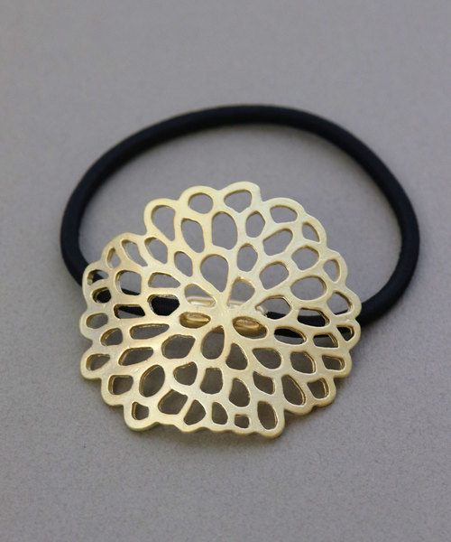 florist（フローリスト）の「透かし柄 メタル ヘアゴム（ヘアゴム・レディース・ゴールド/シルバー・FREE）」の2枚目の写真