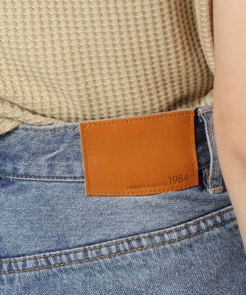 PAGEBOY（ページボーイ）の「ハイウエストストレートデニム【A/W】（デニムパンツ・レディース・ブラック/サックスブルー/インディゴブルー・SMALL/MEDIUM/LARGE/X-SMALL）」の17枚目の写真