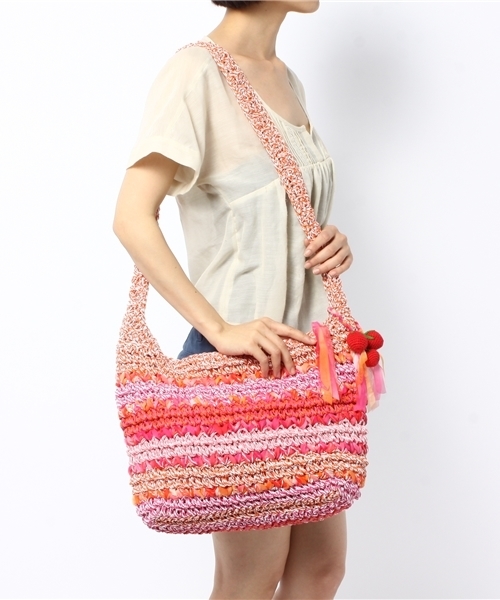 tsumori chisato CARRY（ツモリチサトキャリー）の「あみボーダー　ショルダーバッグ（ショルダーバッグ・レディース・グリーン/ピンク・FREE）」の8枚目の写真