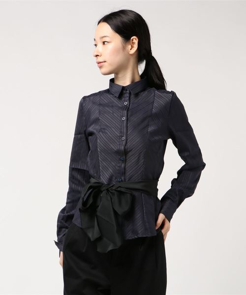 NARACAMICIE(ナラカミーチェ)の「サテンストライプリボン付長袖シャツ(シャツ/ブラウス・レディース・ホワイト/ベージュ/ネイビー・SMALL/MEDIUM/LARGE)」の14枚目の写真