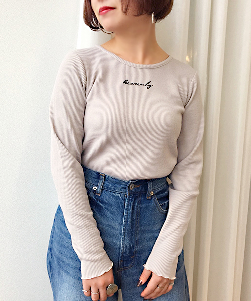 apres jour(アプレジュール)の「ロゴ刺繍ワッフルロンT【ZOZOTOWN限定アイテム】(Tシャツ/カットソー・レディース・ブラック/オフホワイト/ライトベージュ・フリー)」の3枚目の写真