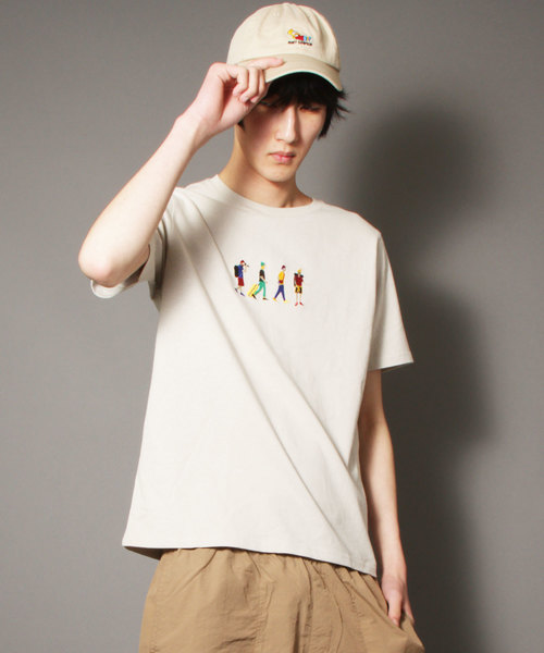 POWER TO THE PEOPLE(パワートゥーザピープル)の「【POWER TO THE PEOPLE】ピープルフロント刺繍クルーネックTシャツ(Tシャツ/カットソー)」|オフホワイト