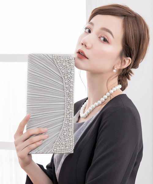 DRESS STAR(ドレス スター)の「フェイクパール×ビジュークラッチバッグ(クラッチバッグ・レディース・ベージュ/ブラック/シルバー・フリー)」の18枚目の写真