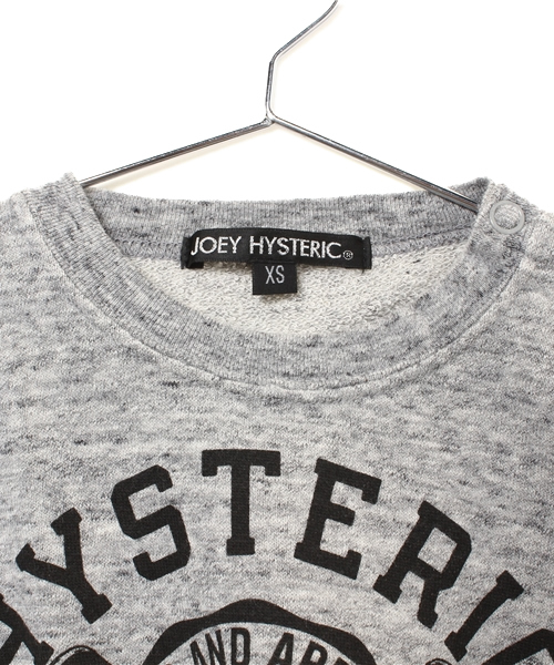 JOEY HYSTERIC（ジョーイヒステリック）の「EAST SIDE COLLEGE pt SW（スウェット・キッズ・グレー/ブラック・MEDIUM/SMALL/X-SMALL）」の4枚目の写真