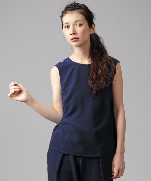 Liesse（リエス）の「【3】ノースリーブブラウス（シャツ/ブラウス・レディース・ブルー/ネイビー/ピンクベージュ・9）」の2枚目の写真