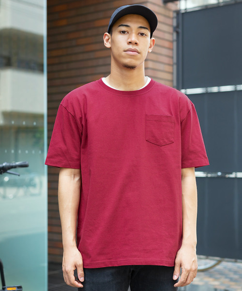 Ressaca（レサーカ）の「USAコットンポケット オーバーサイズTシャツ（Tシャツ/カットソー・メンズ・ホワイト/ブラック/ベージュ/ネイビー/グレー/オリーブ/サックスブルー/ピンク/グリーン/ラベンダー/ワイン/チャコール/ダークブラウン/パープル/ブルー/イエロー・M/L/XL）」の2枚目の写真