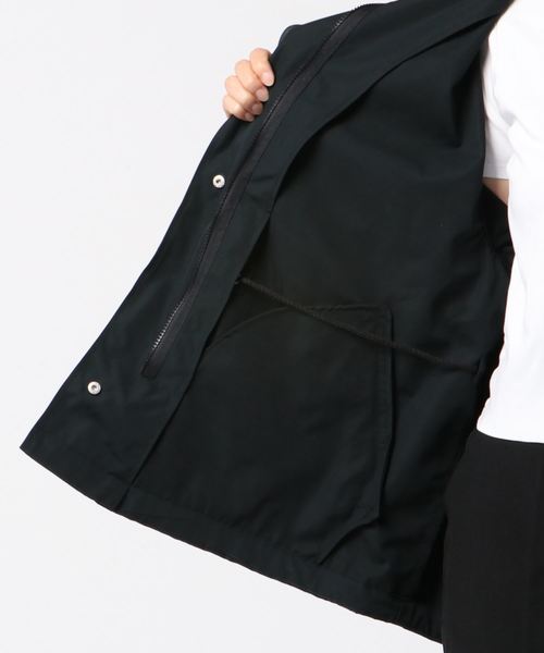 EVLOVE(イヴロヴ)の「ラウンドヘムマウンテンパーカー(マウンテンパーカー・レディース・ブラック/ネイビー・13号/15号/17号)」の5枚目の写真