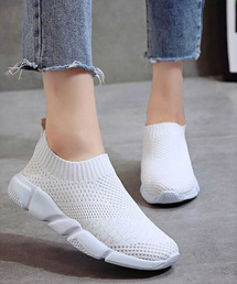 軽量ローカットソックススニーカー