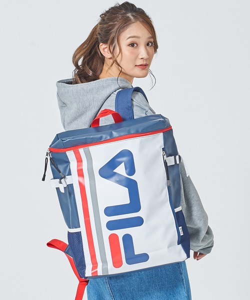 FILA（フィラ）の「【FILA/フィラ】ボックスリュック 大容量 30L 生活防水 撥水 PC収納・通学通勤 バックパック（バックパック/リュック・メンズ・ブラック/ネイビー/レッド/トリコロール/ネイビー×ホワイト/ブラック×ホワイト/その他1/ブラック×ピンク/ブラック系その他/ブラック×ブラック/ブラック系3/ブラック系2/ブラック系1/Black/Silver・FREE）」の15枚目の写真