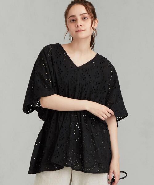 green label relaxing（グリーンレーベルリラクシング）の「CFC INDIA カットワーク シシュウ ブラウス（シャツ/ブラウス・レディース・ライラック/オフホワイト/ブラック・FREE）」の3枚目の写真