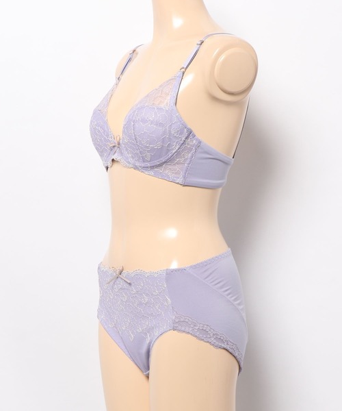 flufeel(フラフィール)の「贅沢刺しゅうでうっとりレディー やさしくスリムメイクブラ&ショーツ(ブラ&ショーツ・レディース・パープル/ピンク/ブルー/グリーン系その他・16/1/13/14/9/20/10/7/18/15 /2/22/12/19/4/5/8)」の6枚目の写真
