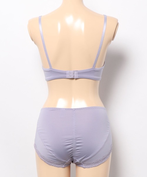 flufeel(フラフィール)の「贅沢刺しゅうでうっとりレディー やさしくスリムメイクブラ&ショーツ(ブラ&ショーツ・レディース・パープル/ピンク/ブルー/グリーン系その他・16/1/13/14/9/20/10/7/18/15 /2/22/12/19/4/5/8)」の7枚目の写真