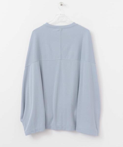 LAATO（ラート）の「MANTLE POCKET T-SHIRTS（Tシャツ/カットソー・レディース・ベージュ/ブルー・FREE）」の4枚目の写真