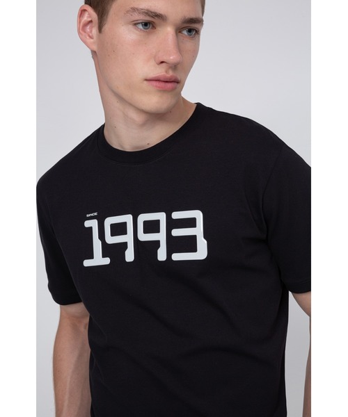HUGO（ヒューゴ）の「ツアースタイルグラフィック コットンジャージー Tシャツ（Tシャツ/カットソー・メンズ・ブラック/ベージュ・XXL/XS/S/L/XL/M）」の3枚目の写真