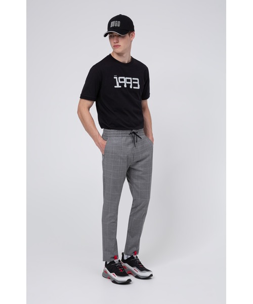 HUGO（ヒューゴ）の「ツアースタイルグラフィック コットンジャージー Tシャツ（Tシャツ/カットソー・メンズ・ブラック/ベージュ・XXL/XS/S/L/XL/M）」の4枚目の写真