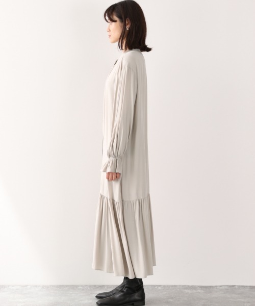 LOWRYS FARM（ローリーズファーム）の「レーヨンティアードワンピース　894347（ワンピース・レディース・アイボリー/ブラック/パープル・FREE）」の4枚目の写真