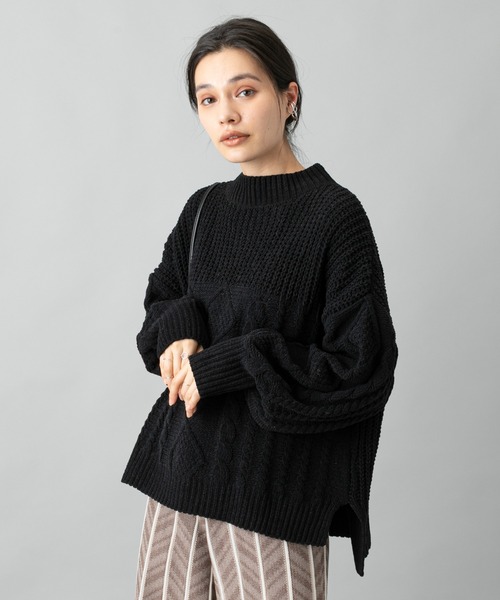 prose verse(プロズヴェール)の「編地切替えモールヤーンビッグニット(ニット/セーター・レディース・グリーン/オフホワイト/キャメル/ブラック・フリ-)」の2枚目の写真