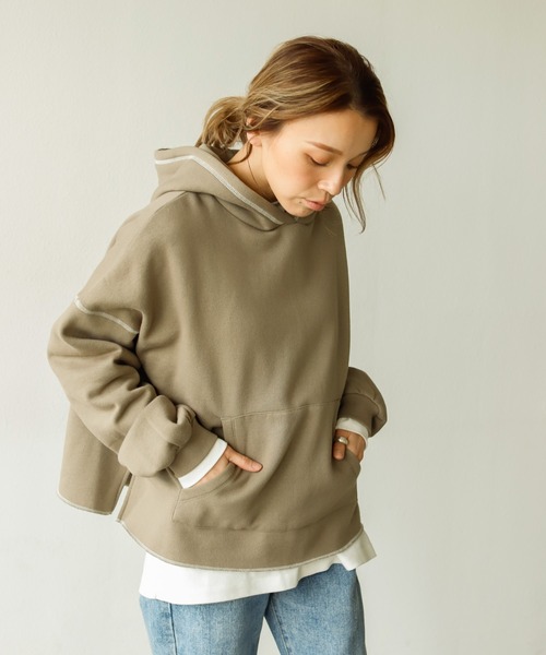 Auntie Rosa Holiday（アンティローザホリデー）の「オーバーステッチワイドパーカー（パーカー・レディース・チャコールグレー/パープル/カーキ/モカ/ナチュラル・FREE）」の6枚目の写真