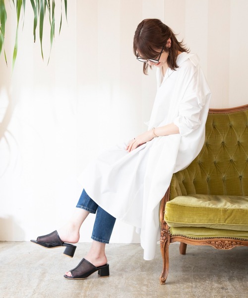 menue（メヌエ）の「スクエアトゥ5cm太ヒールミュールサンダル（サンダル・レディース・ブラック系その他/パイソン/グレイッシュベージュ/ブラック/ベージュ系その他・LL/M/S/L/XXS/3L/XS）」の7枚目の写真