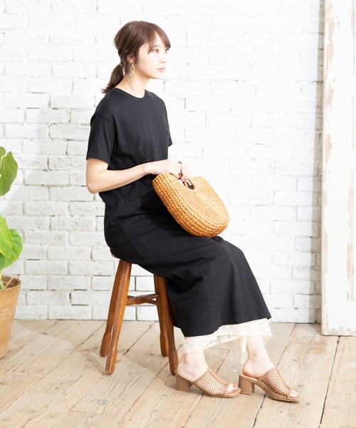 menue（メヌエ）の「スクエアトゥ5cm太ヒールミュールサンダル（サンダル・レディース・ブラック系その他/パイソン/グレイッシュベージュ/ブラック/ベージュ系その他・LL/M/S/L/XXS/3L/XS）」の11枚目の写真