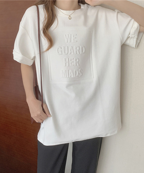 JUNOAH（ジュノア）の「エンボス加工ロゴTシャツ（Tシャツ/カットソー・レディース・グレー/ブラック/ネイビー/ホワイト/ブラウン・LARGE/MEDIUM/X-LARGE）」の19枚目の写真