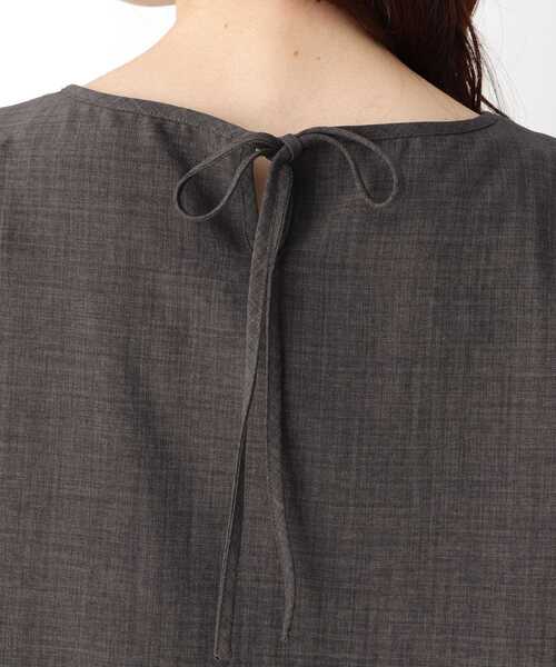 pink adobe(ピンクアドベ)の「◆【M-LL】【洗える】リネンライク バックリボン ブラウス(シャツ/ブラウス・レディース・チャコールグレー/カーキ/ナチュラル/ライトパープル・40/38/42)」の13枚目の写真