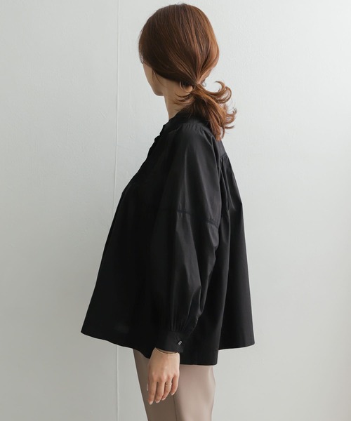 URBAN RESEARCH DOORS（アーバンリサーチドアーズ）の「コットンピンタックブラウス（シャツ/ブラウス・レディース・ブラック/オフホワイト・ONE）」の6枚目の写真