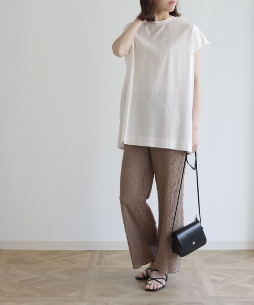 HER CLOSET(ハークローゼット)の「【shemoshelly】ドライタッチコットンバックスリットボタンフレンチスリーブ半袖プルオーバー(Tシャツ/カットソー・レディース・ブラック/オフホワイト/ピンク/ブルー/モカ・M)」の11枚目の写真