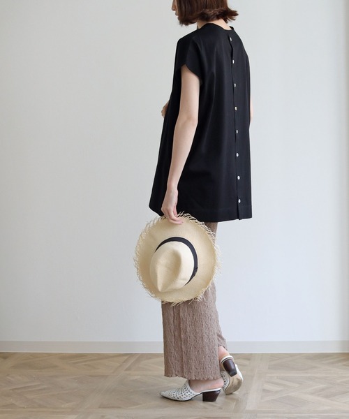 HER CLOSET(ハークローゼット)の「【shemoshelly】ドライタッチコットンバックスリットボタンフレンチスリーブ半袖プルオーバー(Tシャツ/カットソー・レディース・ブラック/オフホワイト/ピンク/ブルー/モカ・M)」の19枚目の写真