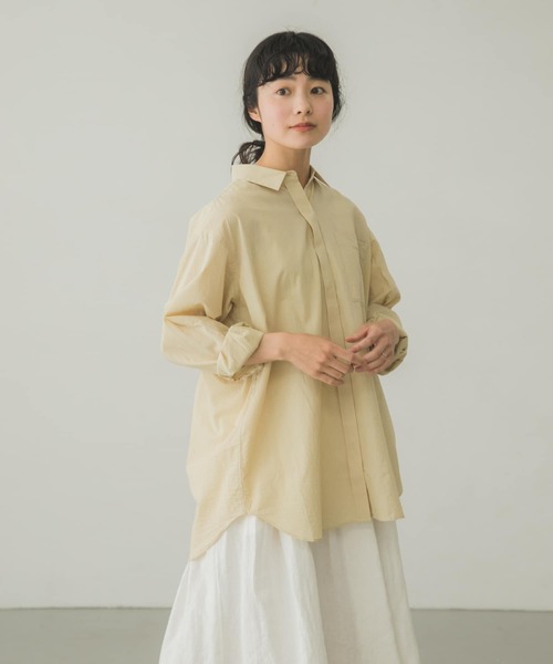 かぐれ（カグレ）の「草木染オーガニックコットンシャツ（シャツ/ブラウス・レディース・カーキ/イエロー・FREE）」の3枚目の写真