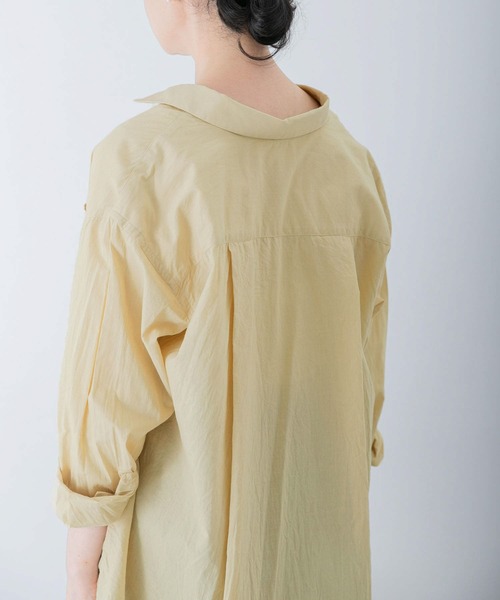 かぐれ（カグレ）の「草木染オーガニックコットンシャツ（シャツ/ブラウス・レディース・カーキ/イエロー・FREE）」の14枚目の写真