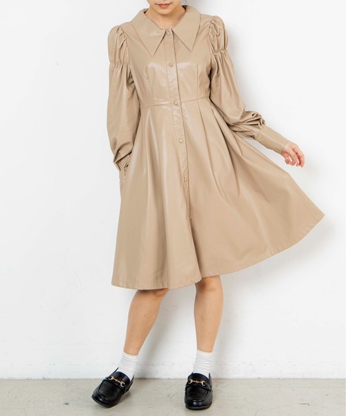 Romansual フェイクレザーパフスリーブワンピース ワンピース Romansual ロマンシュアル のファッション通販 Zozotown Romansual フェイクレザーパフスリーブワンピース ワンピース Romansual ロマンシュアル のファッション通販 Zozotown