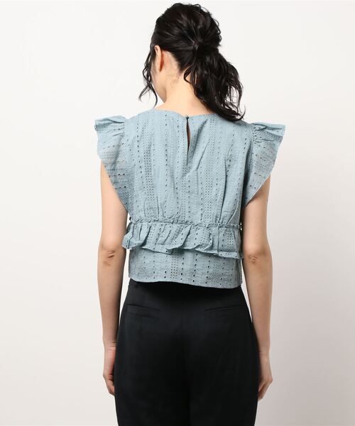 MOUSSY(マウジー)の「V/N LACE FRILL トップス(タンクトップ・レディース・ブラック/アイボリー/ライトブルー・1/2)」の17枚目の写真