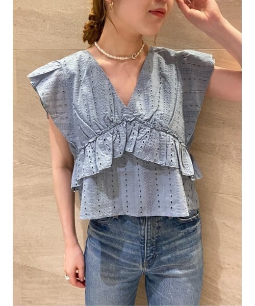 MOUSSY(マウジー)の「V/N LACE FRILL トップス(タンクトップ・レディース・ブラック/アイボリー/ライトブルー・1/2)」の20枚目の写真