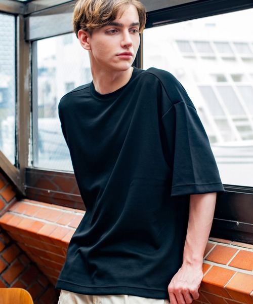 8(eight)(エイト)の「接触冷感COOLTシャツ(Tシャツ/カットソー・メンズ・ベージュ/ピンク/テラコッタ/パープル/ブルー/ホワイト/サックスブルー/ブラック/グレー/マスタード・X-LARGE/SMALL/MEDIUM/LARGE)」の3枚目の写真