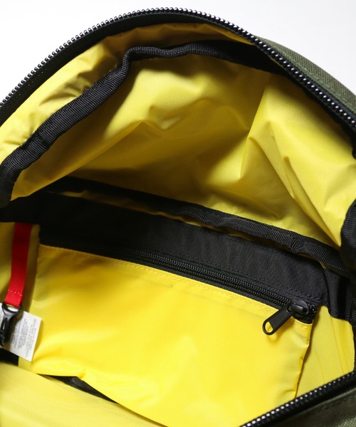 TOPO DESIGNS（トポデザインズ）の「HIP PACK CLASSIC（ショルダーバッグ・メンズ・オリーブ/チャコールグレー・FREE）」の3枚目の写真