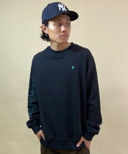 VOLCOM（ボルコム）の「VOLCOM/ボルコム ルーズシルエット バックプリントスウェット A4632105（スウェット・メンズ・ブラック・S/M/L/XL）」の4枚目の写真